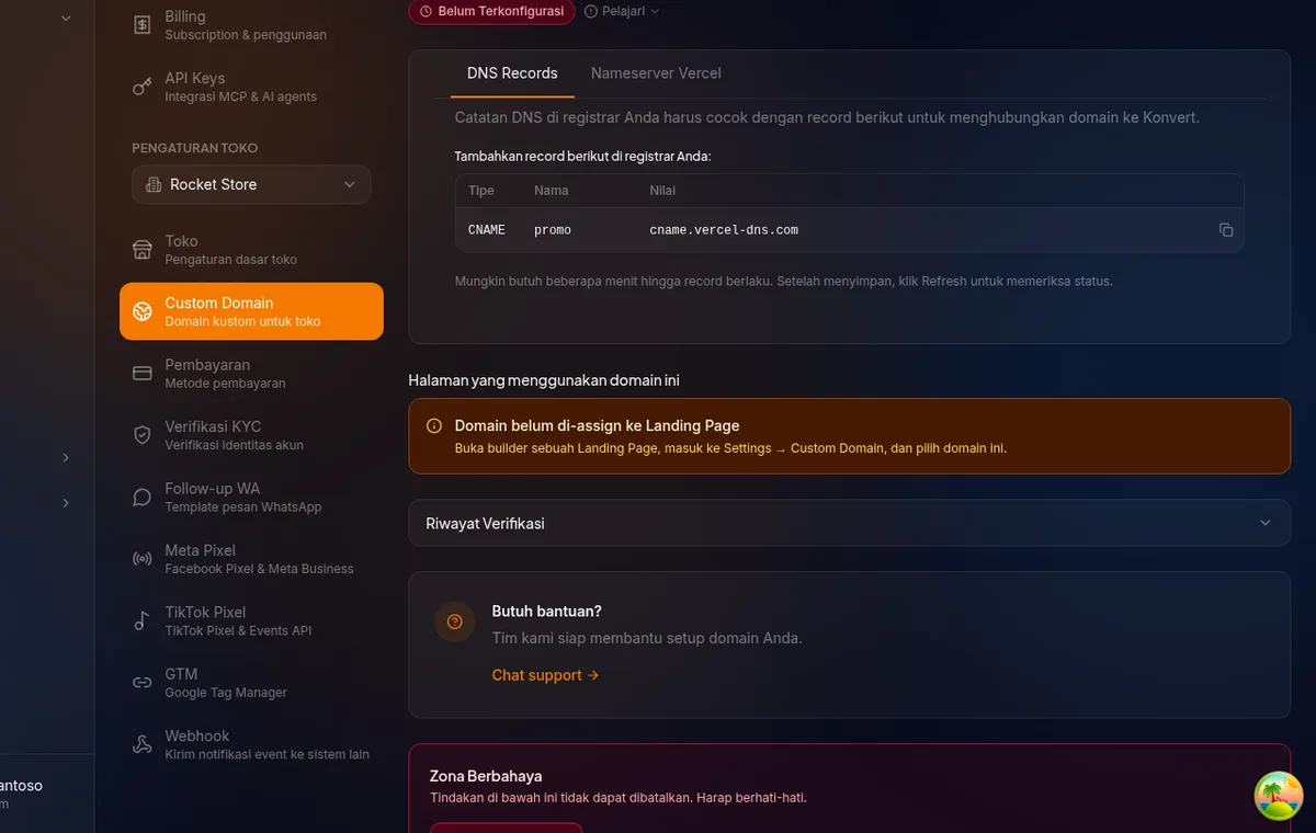 halaman detail domain — section "Halaman yang menggunakan domain ini" dengan link ke builder, atau notice kuning "Domain belum di-assign ke Landing Page"